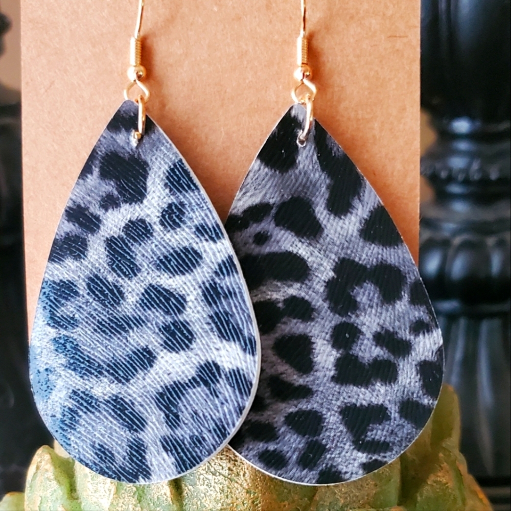 Blue Leopard Oval Earrings